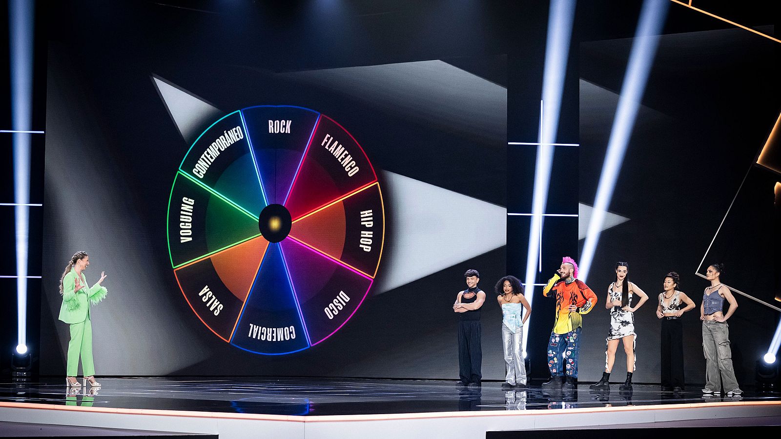 La ruleta de los cinco puntos en 'Baila como puedas' - Baila como puedas | Ver