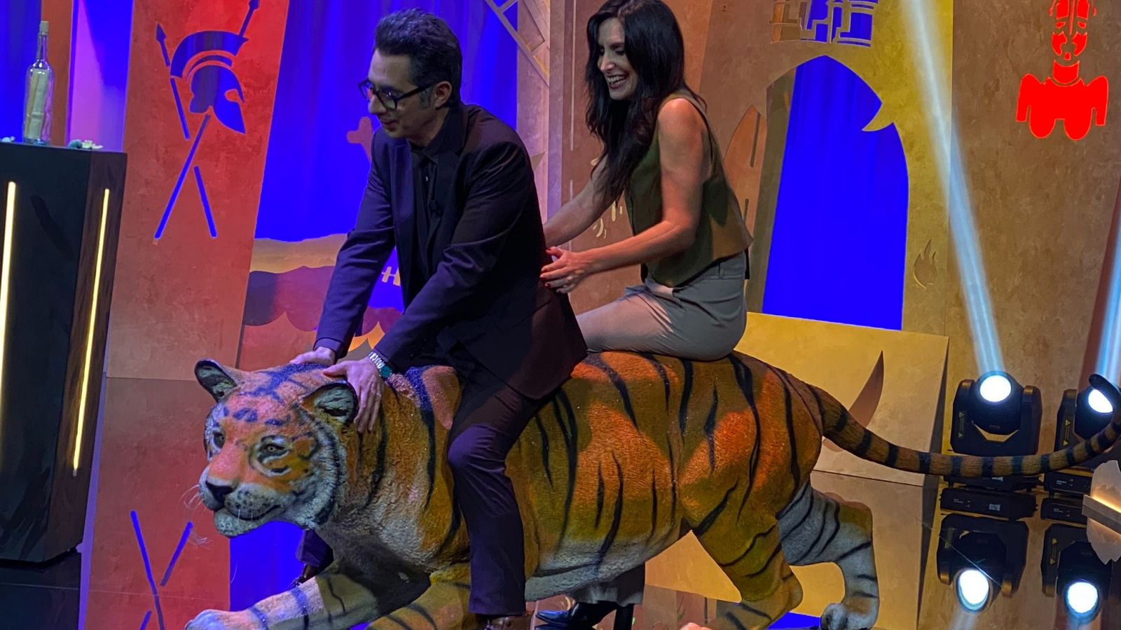 El Muestrario con Isabel Vázquez. Naufragios - Ovejas eléctricas | Ver