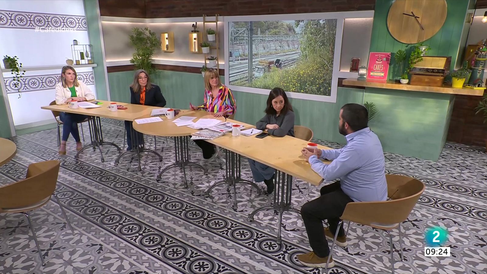 Robatoris de coure a Rodalies: per què afecten el servei? - Cafè d'idees | Veure