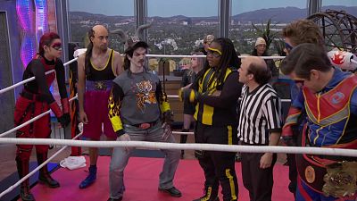 El regreso de Krampus - Danger Force | Ver