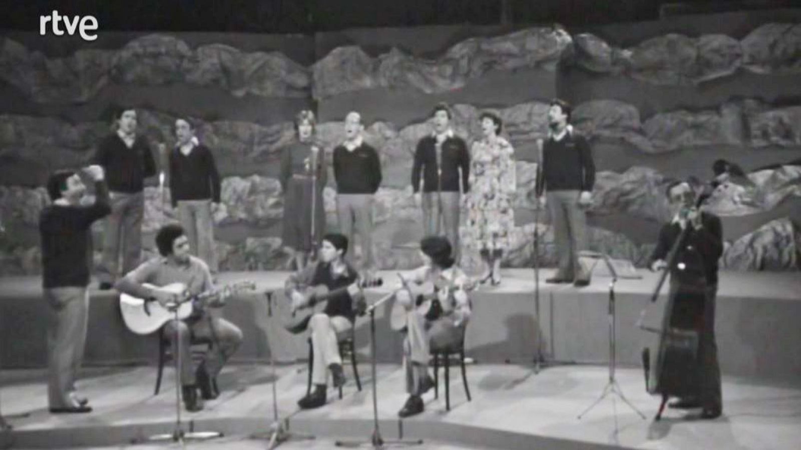 Veus de Besalú - Música en viu - Arxiu TVE Catalunya - Arxiu TVE Catalunya | Veure