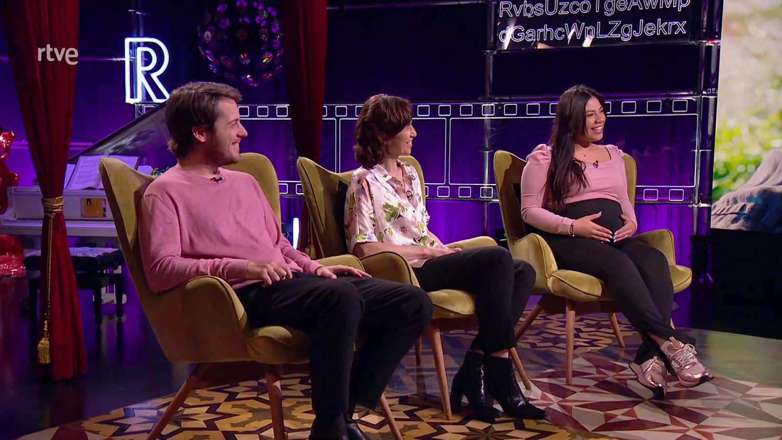 Culturas 2 - Miguel Faus, Ariadna Gil, Paula Grimeldo y Luis Cortés - ver ahora