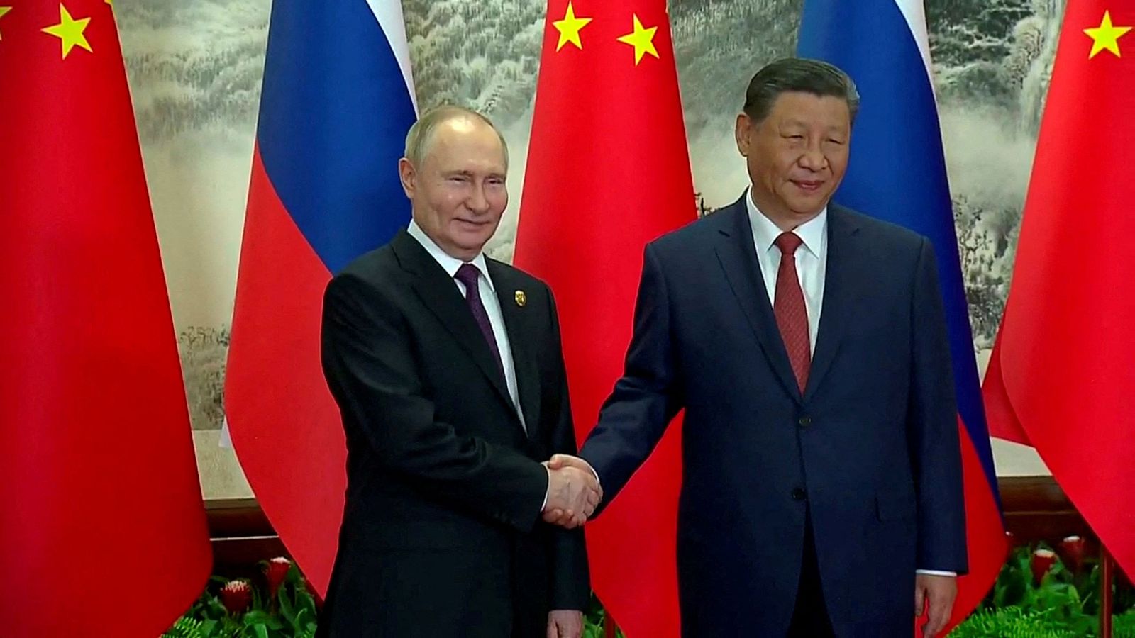 Vladímir Putin realiza su visita oficial a China en un momento de máxima tensión con Occidente | Ver