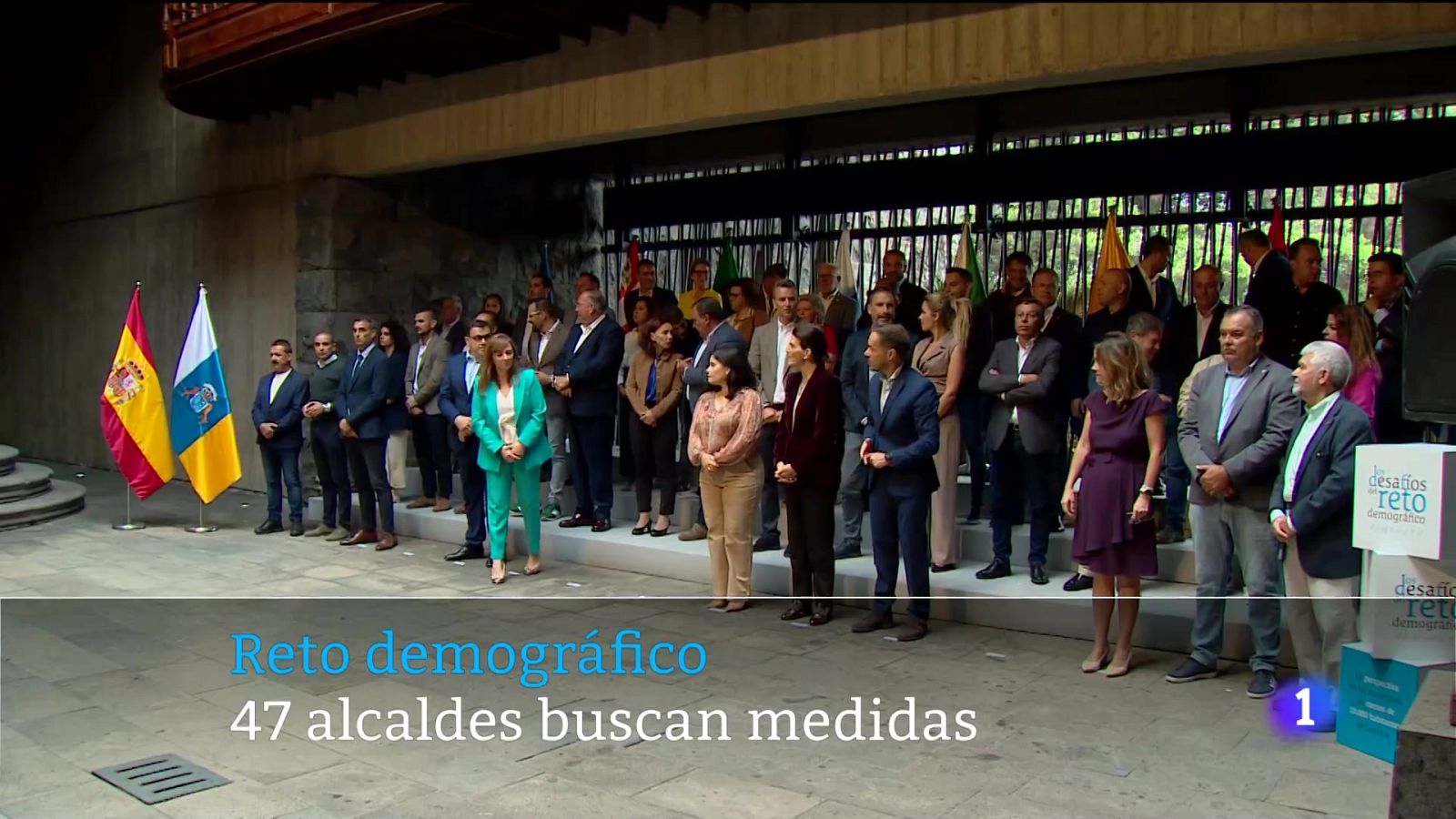 Son los alcaldes de 47 de los 88 municipios de Canarias.