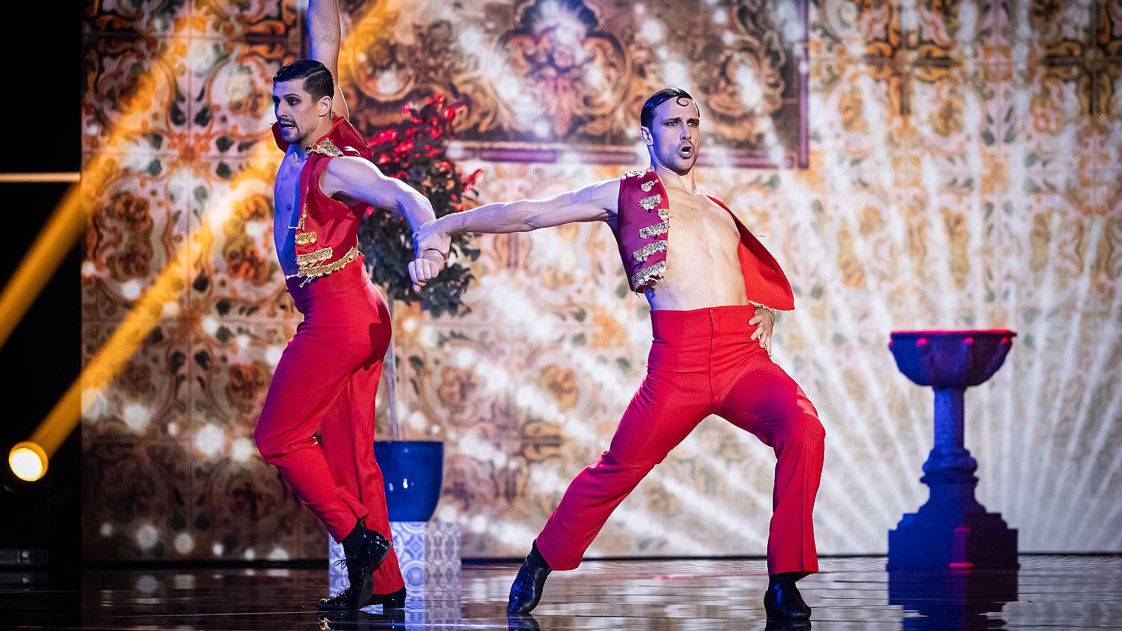 Jaime Astrain y Santiago, "España cañí" en 'Baila como puedas' - Baila como puedas | Ver