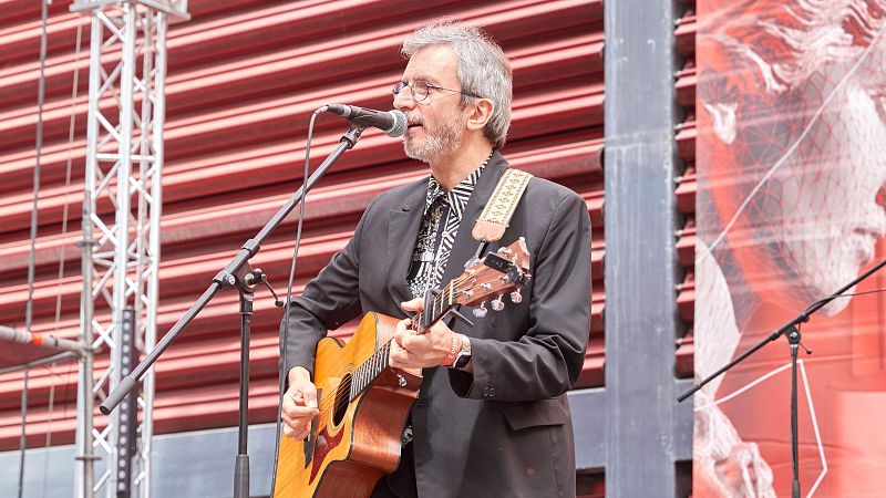Radio 3 en el Reina Sofía - Xoel López,  La Bien Querida, Menta…
