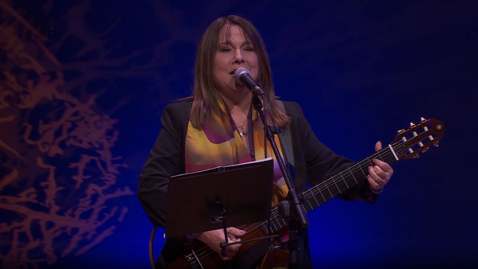 Las noches del Monumental - Liuba María Hebia. Canciones que no se extraviaron - ver ahora