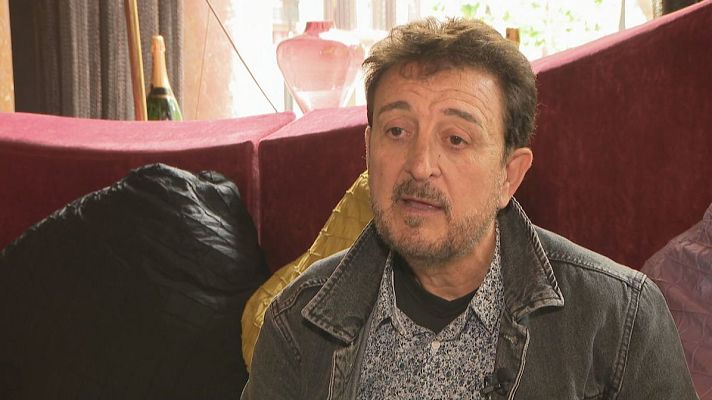 L'Informatiu - Manolo García exhibeix la seva cara més humanística