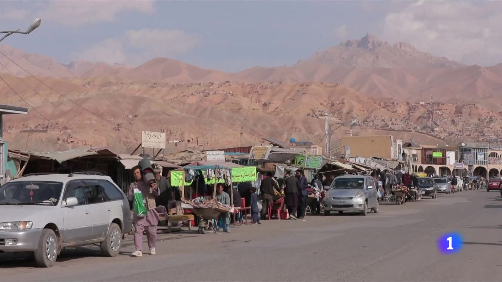 Dubtes sobre l'ètica de les agències que ofereixen viatges a l'Afganistan - L'Informatiu | Veure