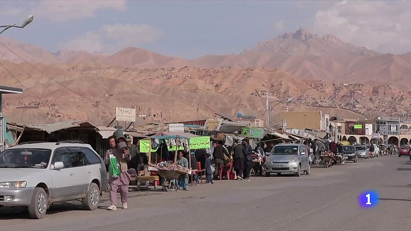 Dubtes sobre l'ètica de les agències que ofereixen viatges a l'Afganistan - L'Informatiu | Veure