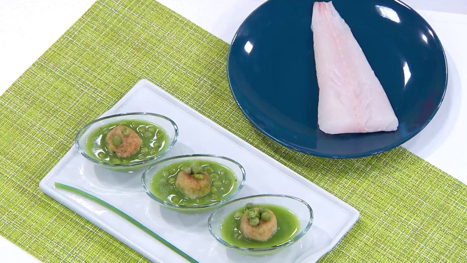 Receta de albóndigas de merluza en salsa verde - Saber vivir | Ver