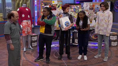 Problemas de poderes 2ª Parte - Danger Force | Ver