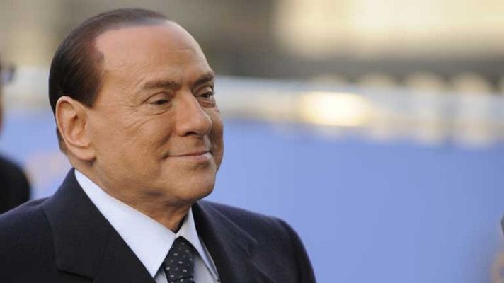 Telediario 1 - Marcha atrás de Berlusconi