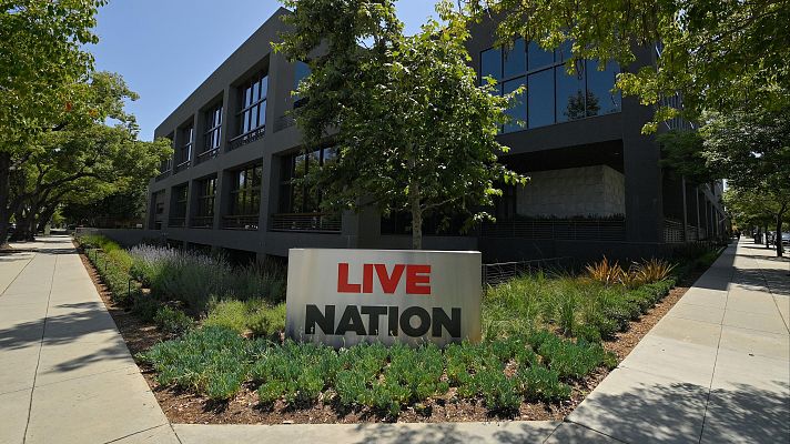 Telediario 2 - EE.UU. denuncia a LiveNation-Ticketmaster por monopolio