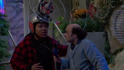 El zoo alienígena - Danger Force | Ver