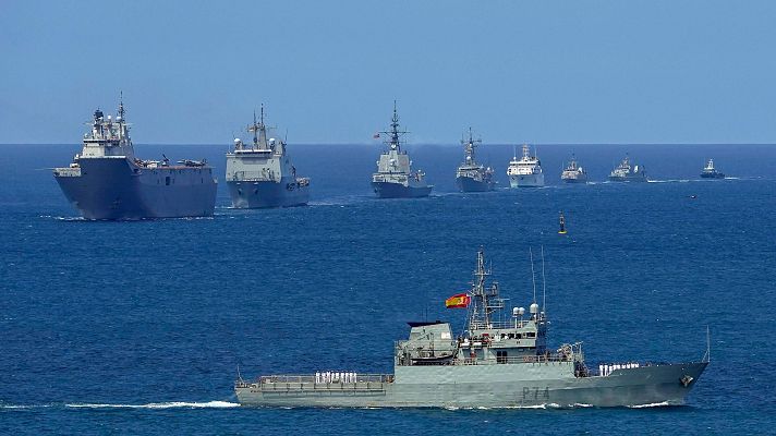 Telediario 2 - La Fuerzas Armadas se exhiben en la playa de San Lorenzo de Gijón