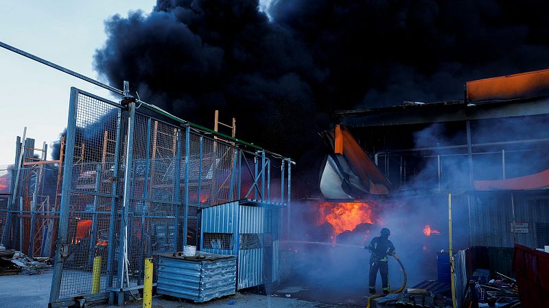 Guerra en Ucrania: Rusia bombardea un hipermercado en Járkov - Informativo 24h | Ver