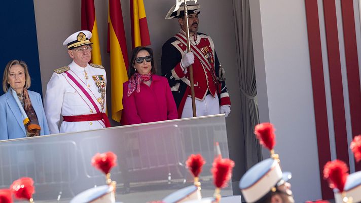 Telediario Fin de Semana - Albares considera una "opinión" la calificación de Robles de "genocidio" en Gaza tras la polémica generada