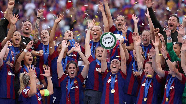 Fútbol - Fiesta de celebración FC Barcelona UEFA Women Champions League