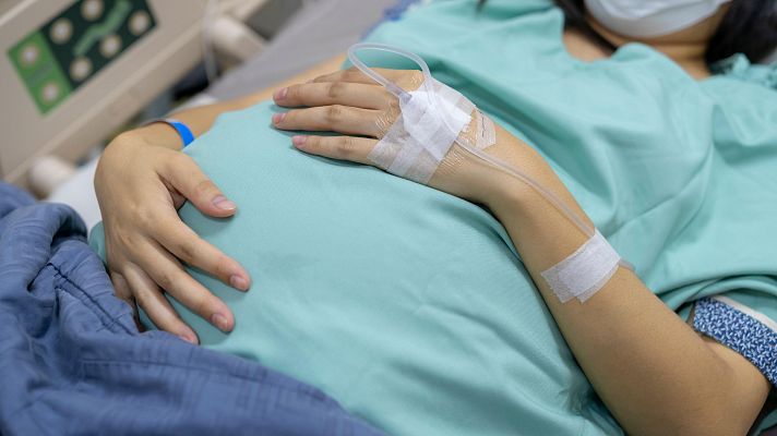 Telediario Fin de Semana - Uno de cada diez niños nace por cesárea en España