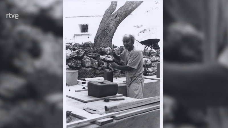 Eduardo Chillida en Menorca - Atención obras | Ver