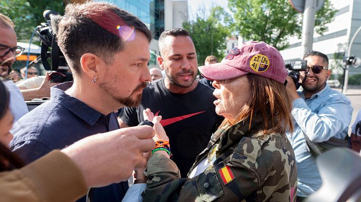 Informativo 24h - Increpan a Iglesias y a Montero antes del juicio por acoso e injurias contra ellos