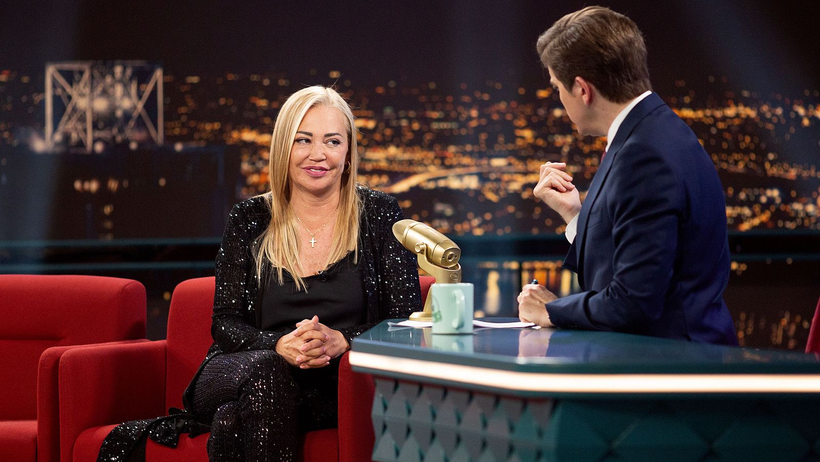 Entrevista a Belén Esteban en Late Xou - VER AHORA - Late Xou con Marc Giró | Ver