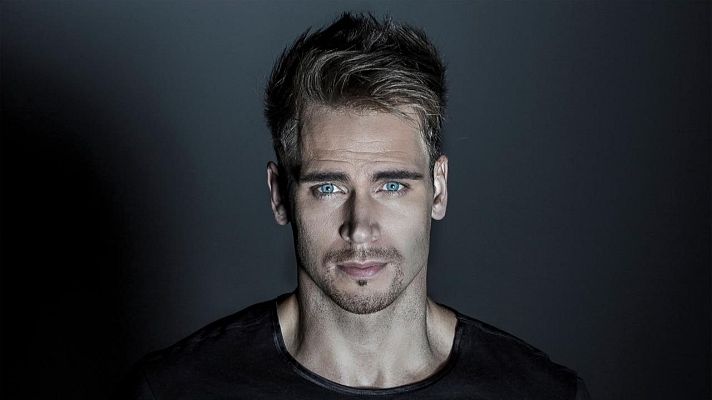 Eurovisión - Uku Suviste - "What Love Is" - (Estonia)