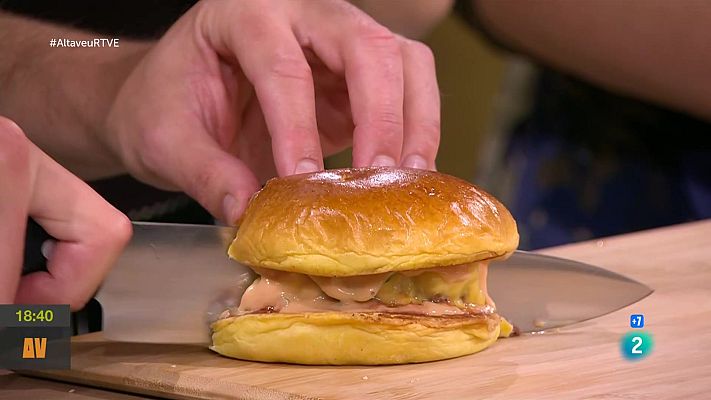L'altaveu - Recepta d'hamburguesa de formatge amb Alberto Gras