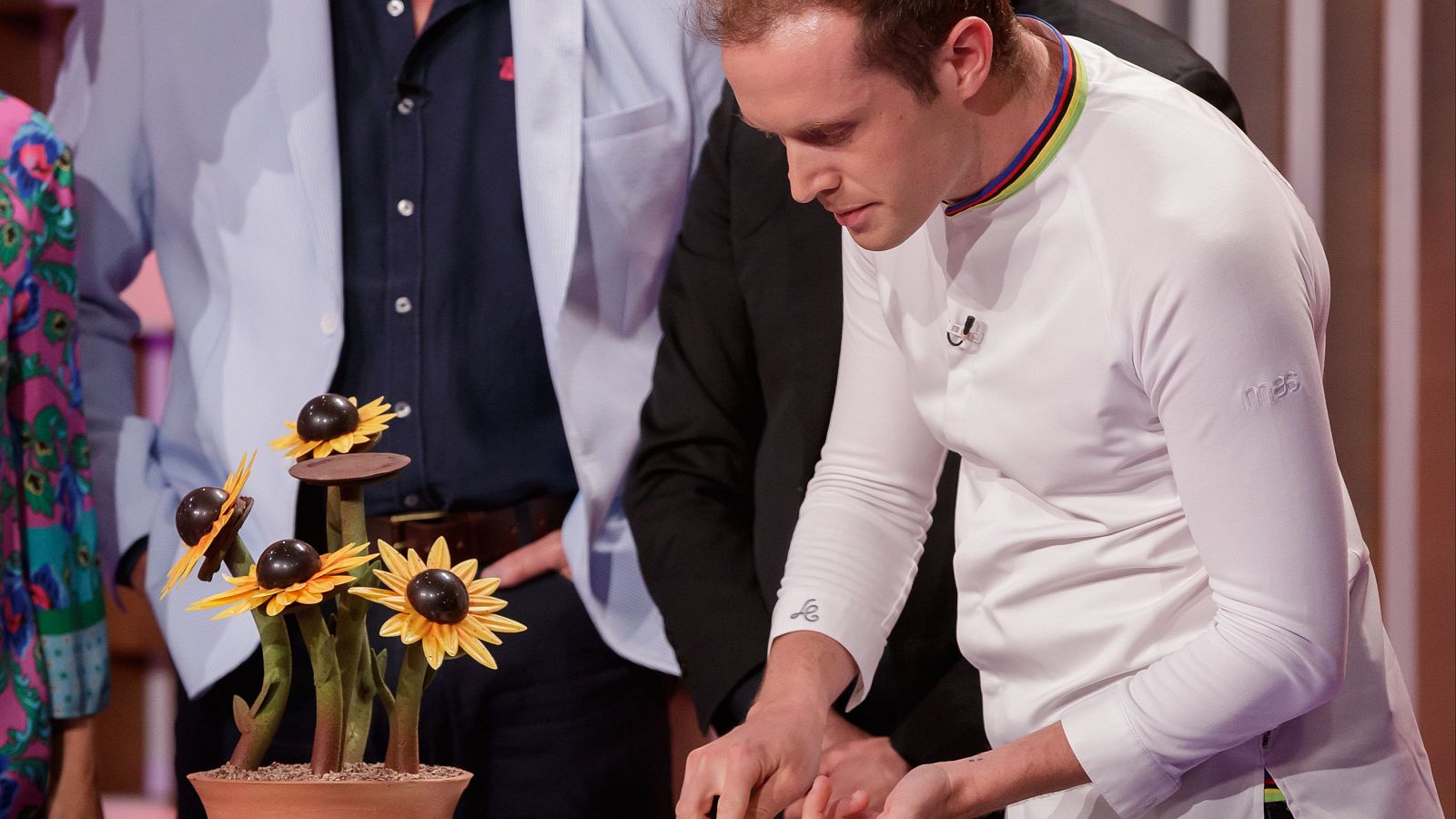 El súper girasol de chocolate de Lluc Crusellas en MasterChef - MasterChef | Ver
