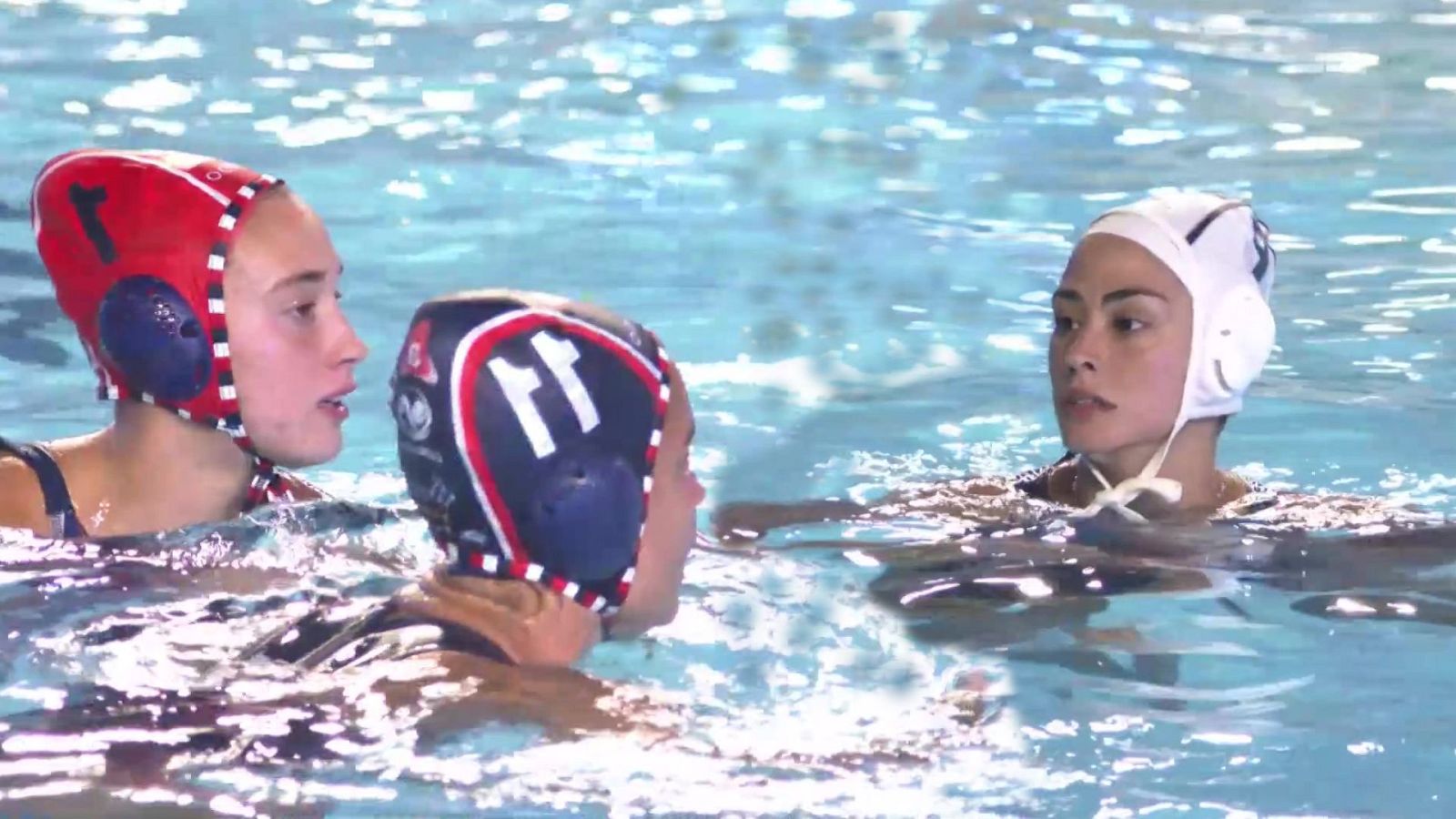 Waterpolo - Liga División De Honor Femenina. Play Off Final 1º Partido: CN Sant Andreu - Assolim CN Mataró  - ver ahora