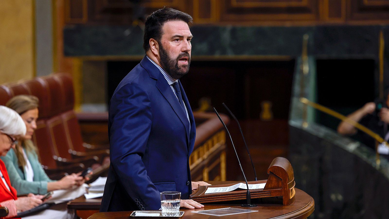 Jon Iñarritu (EH Bildu) ve en la amnistía una "oportunidad" para "abordar la cuestión territorial" - Informativo 24h | Ver