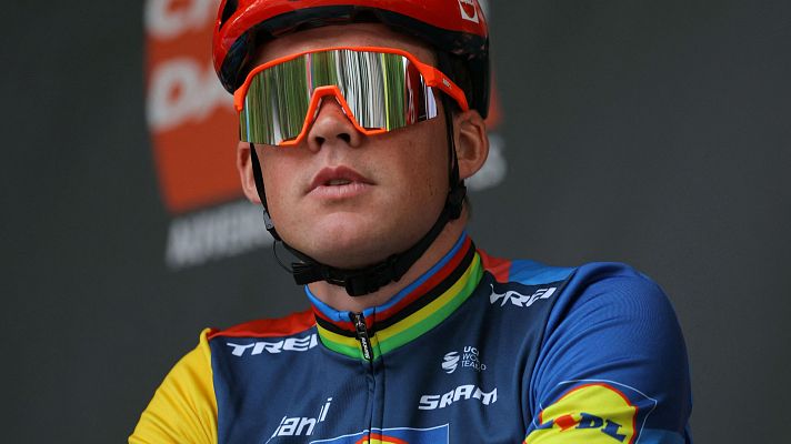  - Mads Pedersen se impone al sprint en la etapa 1 del Criterium du Dauphine 2024.