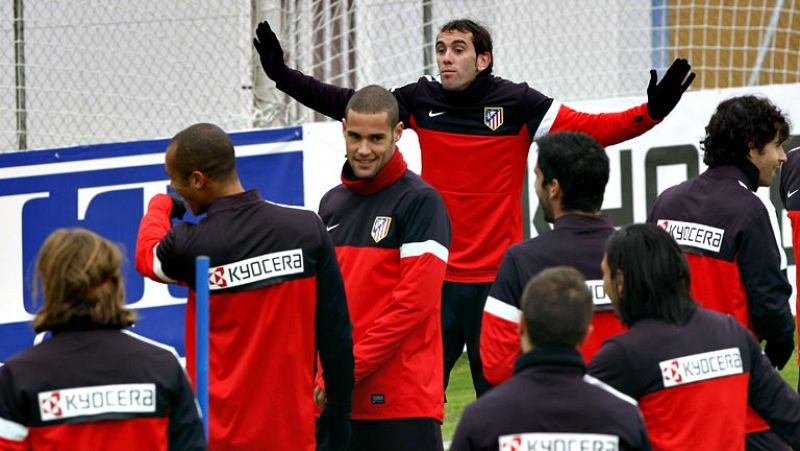 Gabriel Fernández Arenas, 'Gabi', centrocampista y capitán del Atlético de Madrid, reconoció hoy, a dos días de enfrentarse al Barcelona, que su técnico, el argentino Diego Pablo Simeone, les ha insistido "en la deuda" que tienen tras la derrota ante