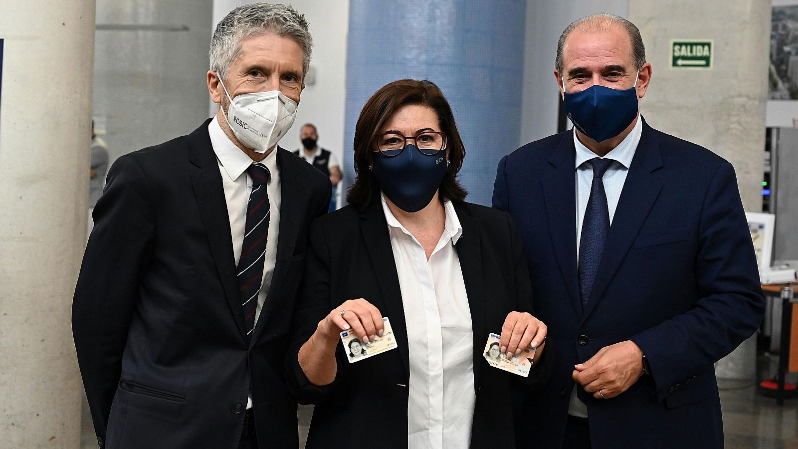 Así recomiendan compartir el DNI en internet | Ver