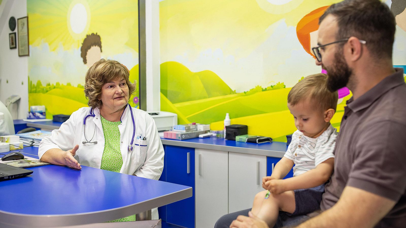 Las comunidades denuncian la falta de médicos durante el verano | Ver