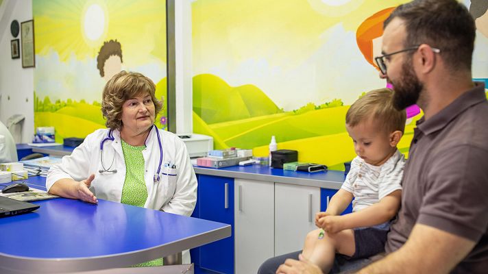 Telediario 1 - Las comunidades denuncian la falta de médicos de atención primaria durante el verano