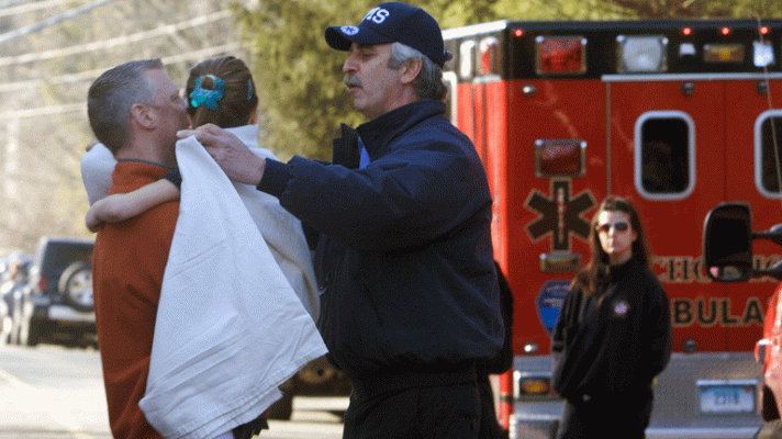 Informativo 24h - Al menos 27 muertos, entre ellos 18 niños, en un tiroteo en una escuela de EE.UU.