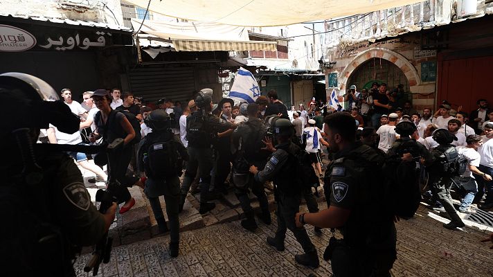 Telediario 2 - La Marcha de las Banderas de Jerusalén se salda con 18 detenidos