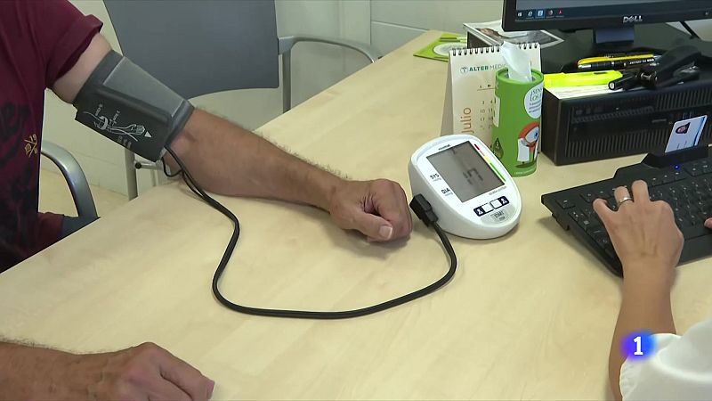 Reorganització sanitària a l'estiu: menys personal i menys activitat no urgent - L'Informatiu | Veure