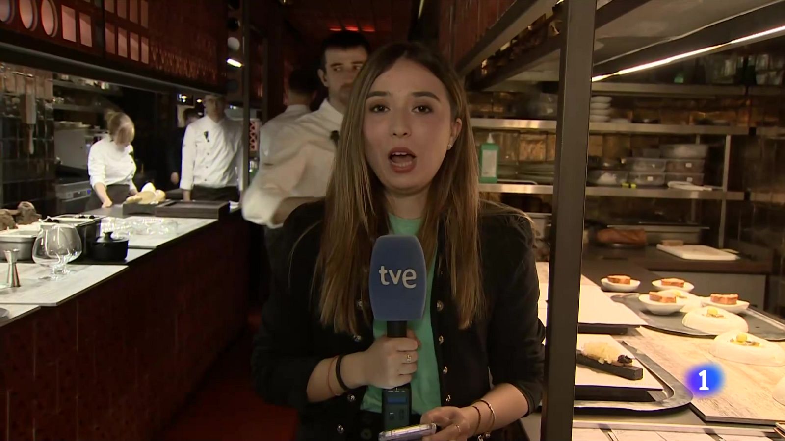 El 'Disfrutar' es proclama com el millor restaurant del món - L'Informatiu | Ver