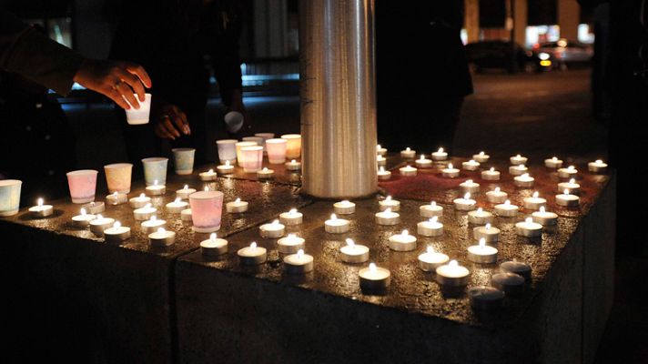 Telediario 1 - Telediario Matinal en 4'- 15/12/12