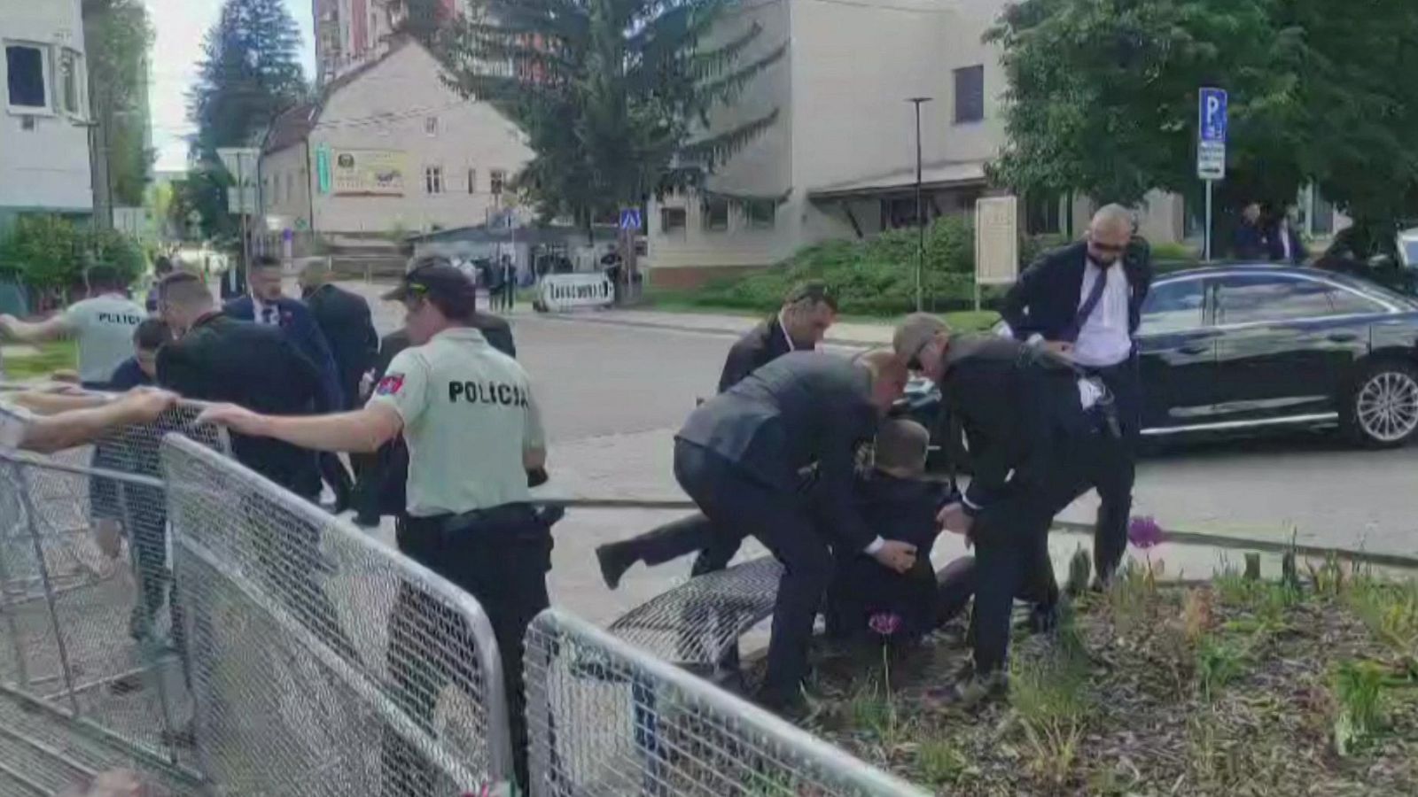 La violencia política aumenta en la Unión Europea - Fin de semana 24h | Ver