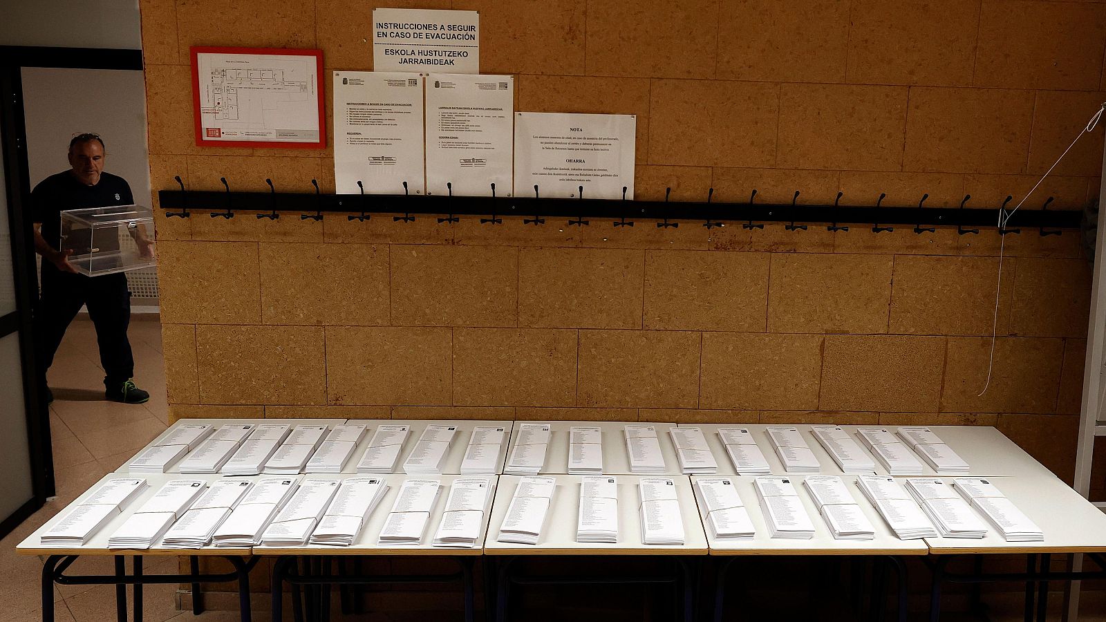 Telediario matinal en cuatro minutos - 09/06/2024 | Ver