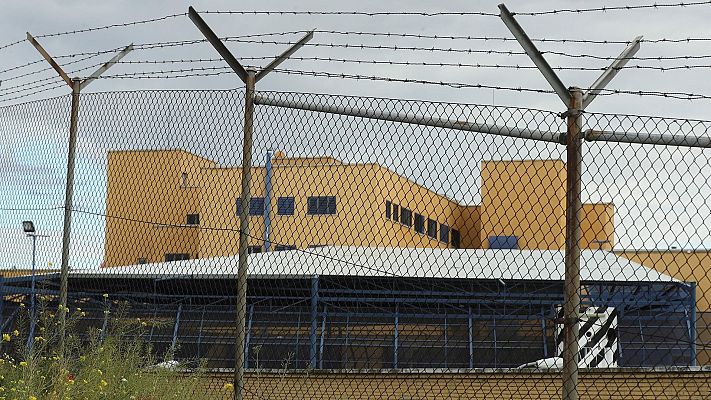 Informativo 24h - Los CIE, una realidad silenciada de una política migratoria fracasada