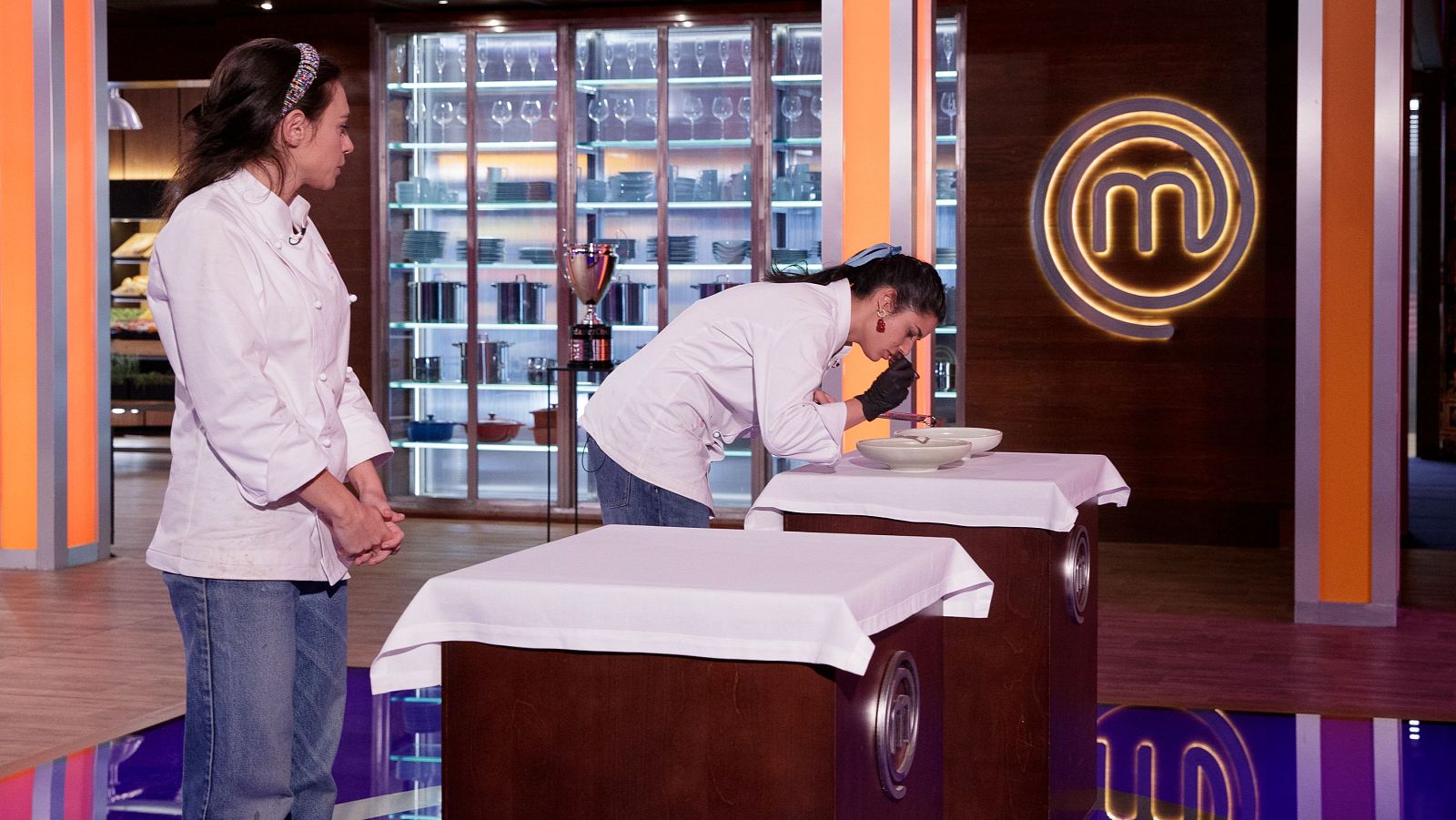 El plato de Ángela en la final dedicado a su madre - MasterChef | Ver