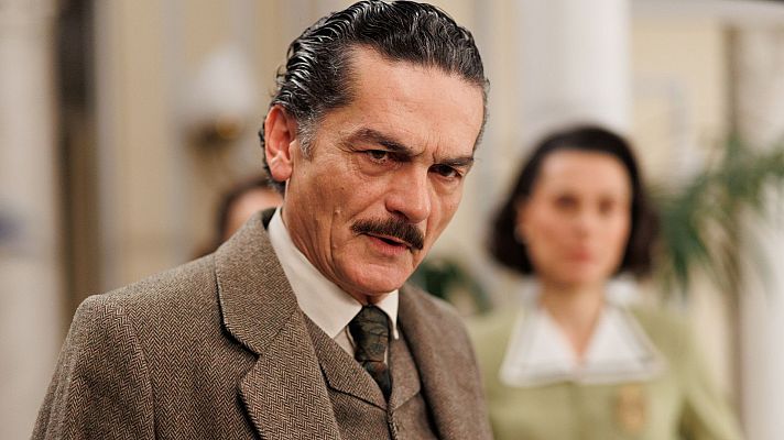 Salón de té La Moderna - Don Fermín nombra a doña Lázara gerente de La Moderna