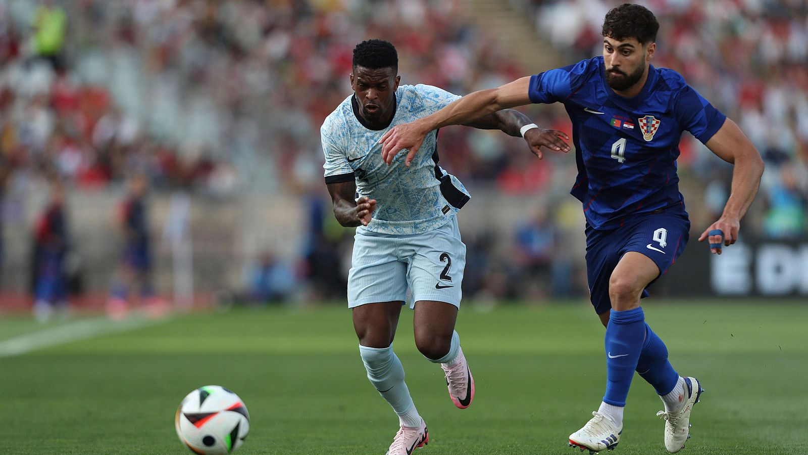 Livakovic elogia a Josko Gvardiol en la rueda de prensa de Croacia | Ver