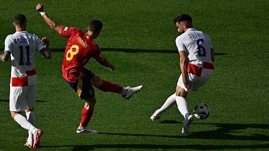 Virgueras de Yamal y golazo de Fabin: el 2-0 de Espaa contra Croacia