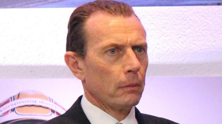 Telediario 1 - Butragueño: "Tenemos que pensar en nosotros mismos. Queda mucho"